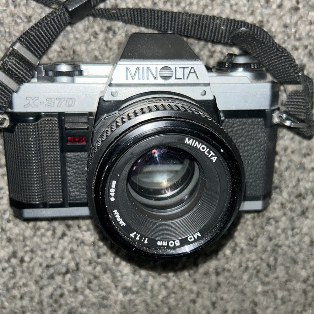 Minolta Camera x-370